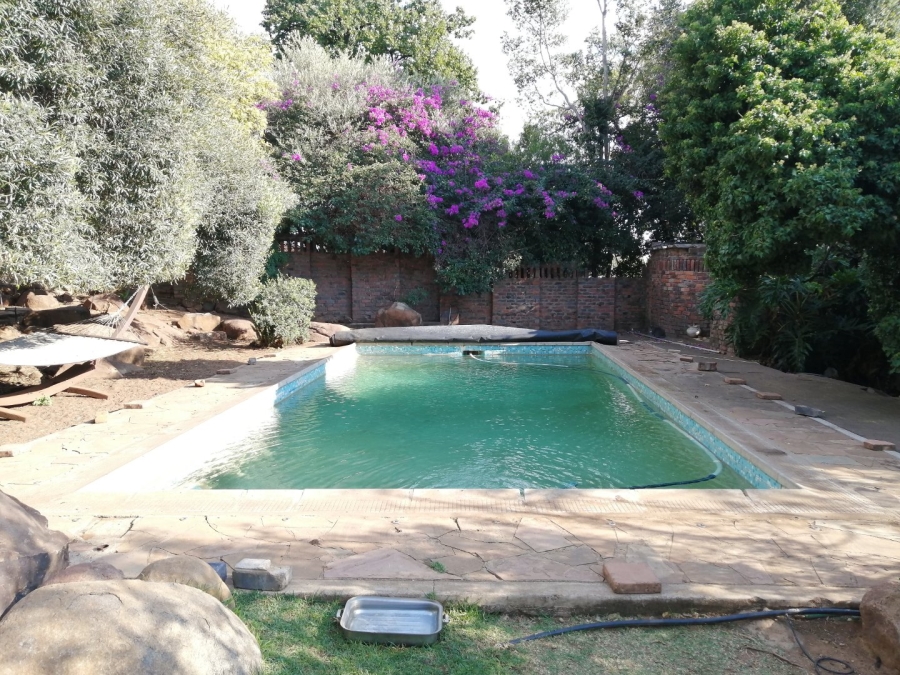 5 Bedroom Property for Sale in Dan Pienaar Free State